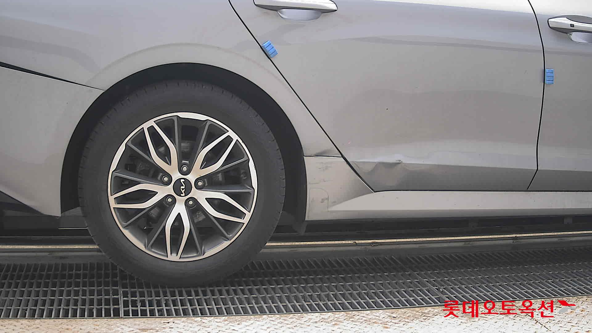 2022 - kia k5