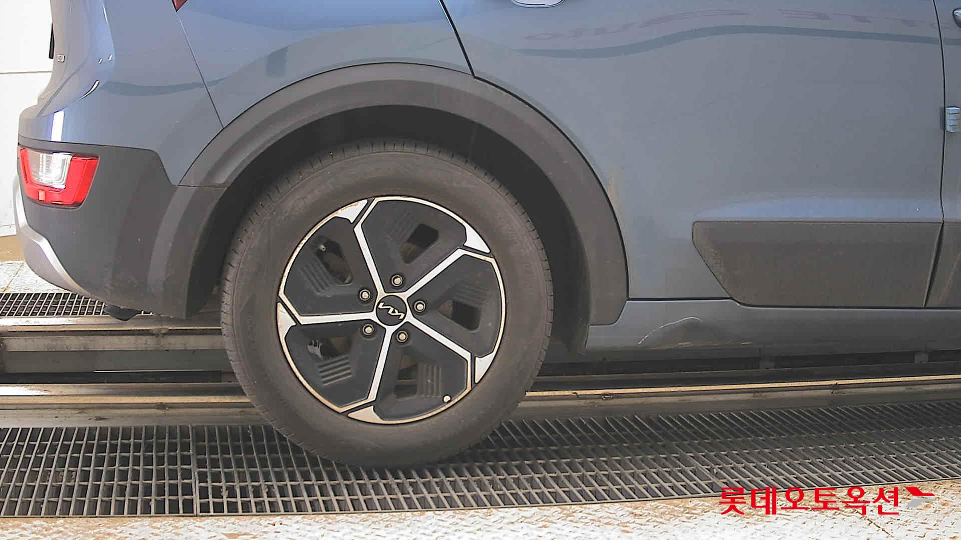 2024 - kia niro