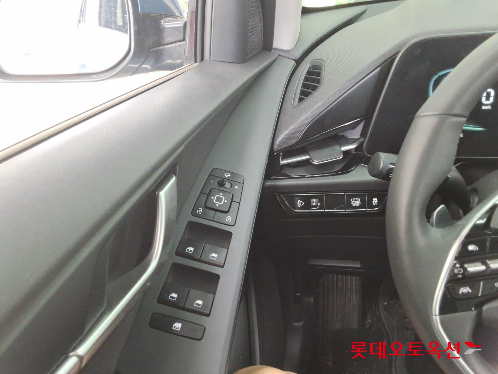 2024 - kia niro