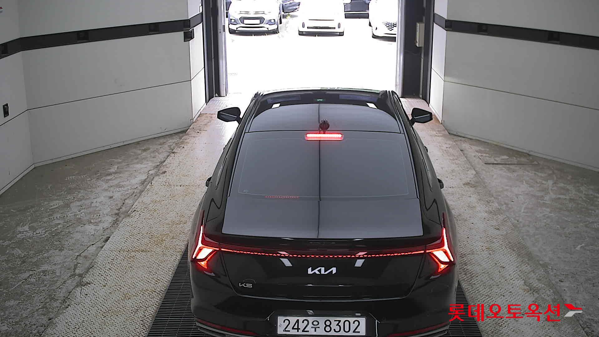 2023 - kia k8