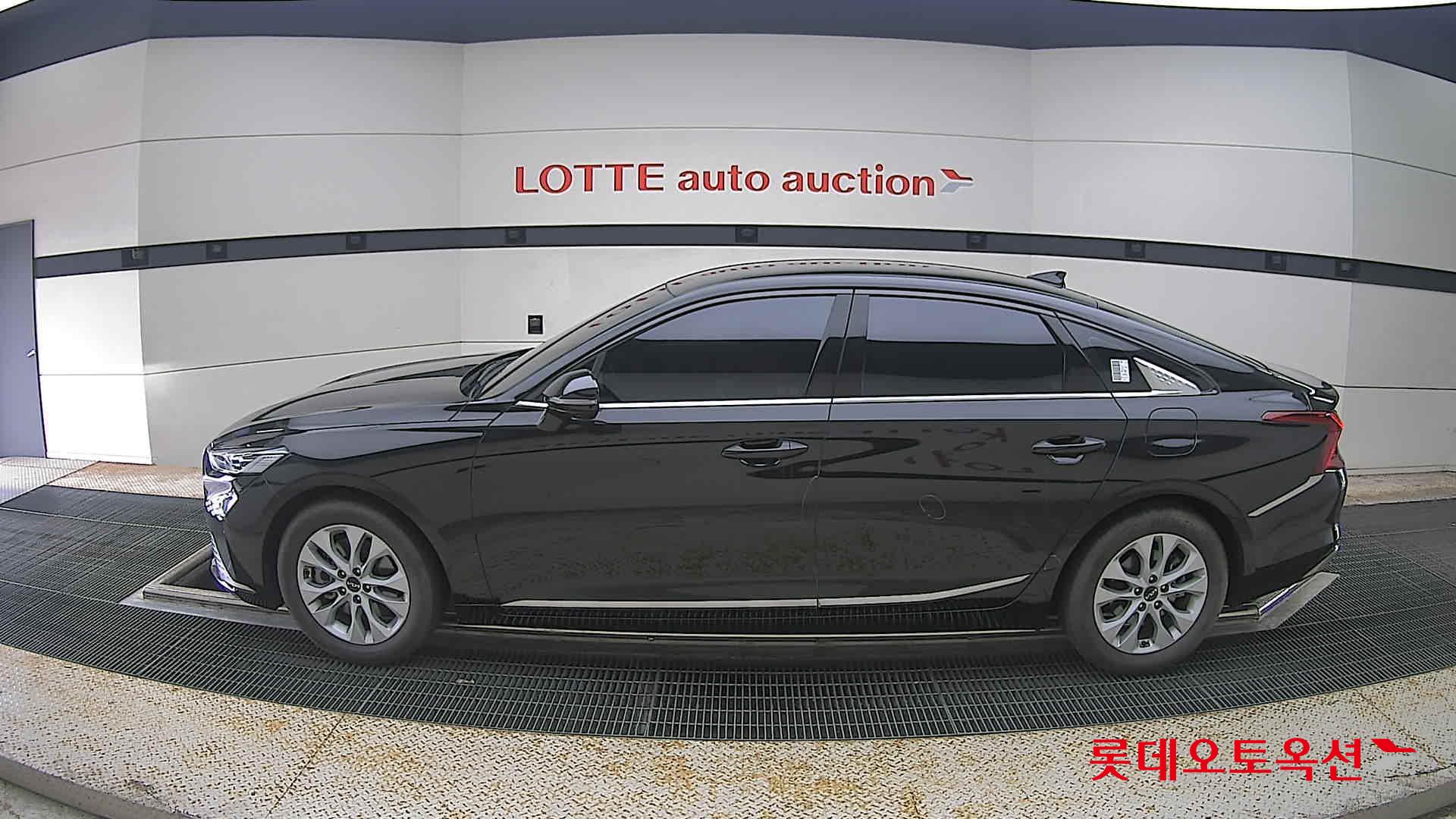 2023 - kia k8