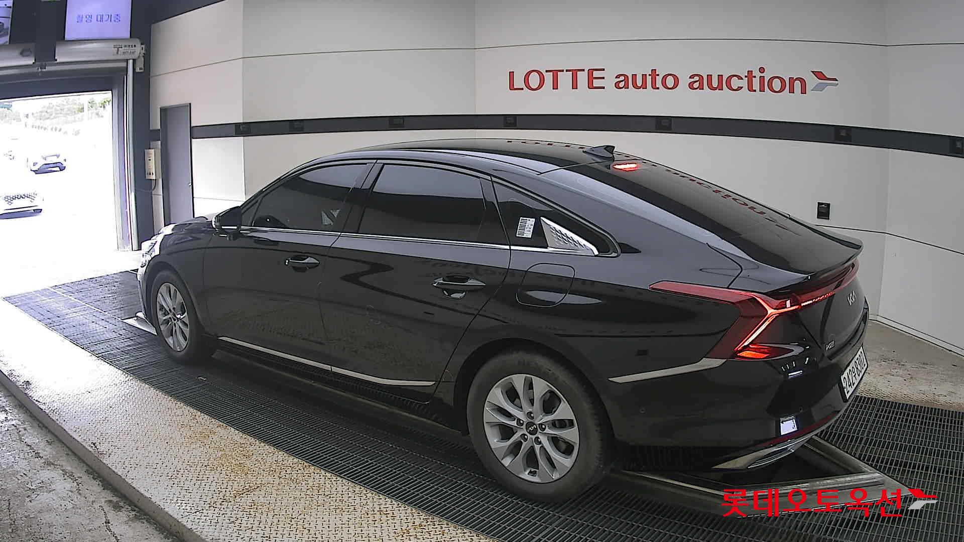 2023 - kia k8