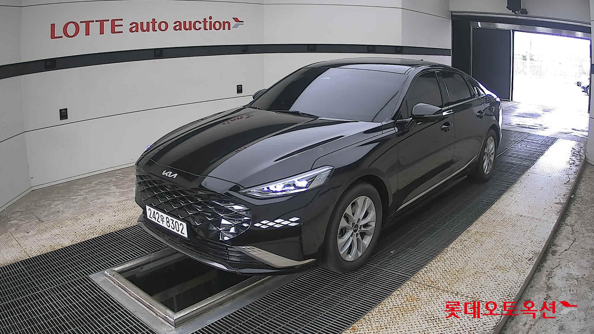 2023 - kia k8