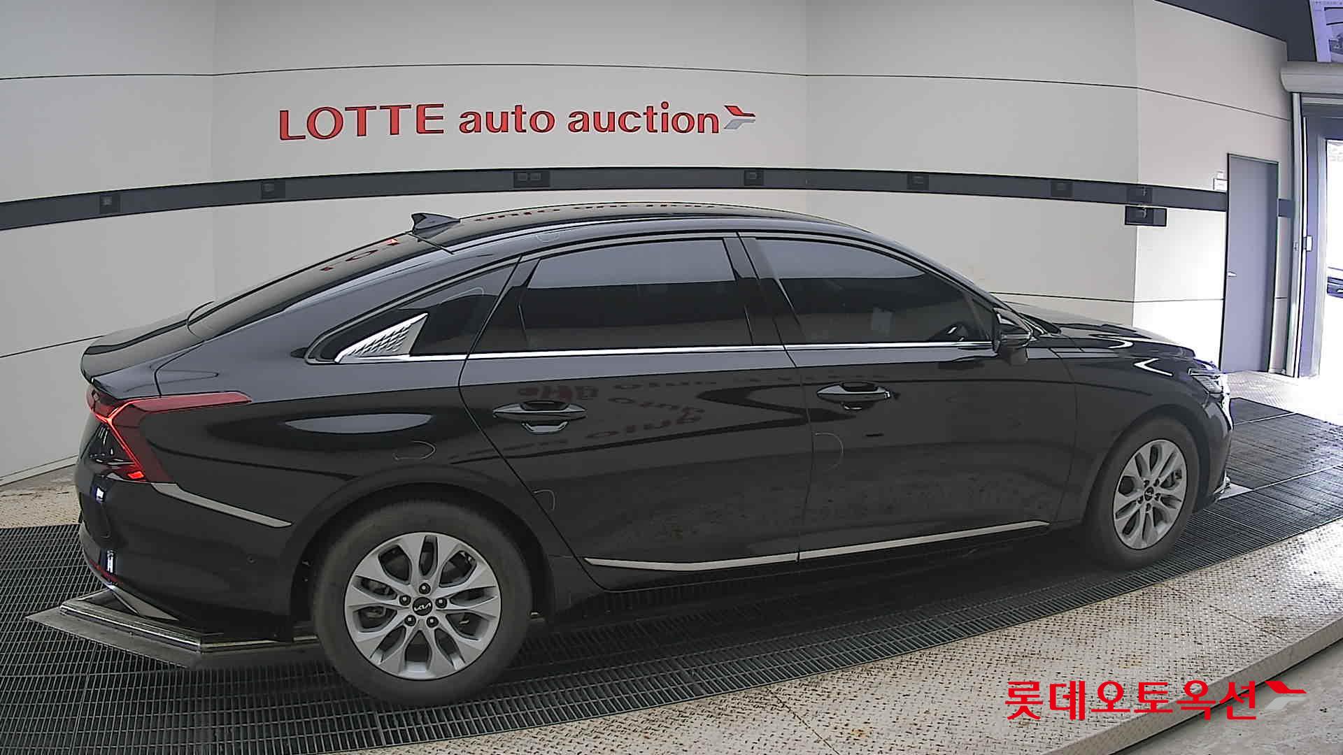 2023 - kia k8