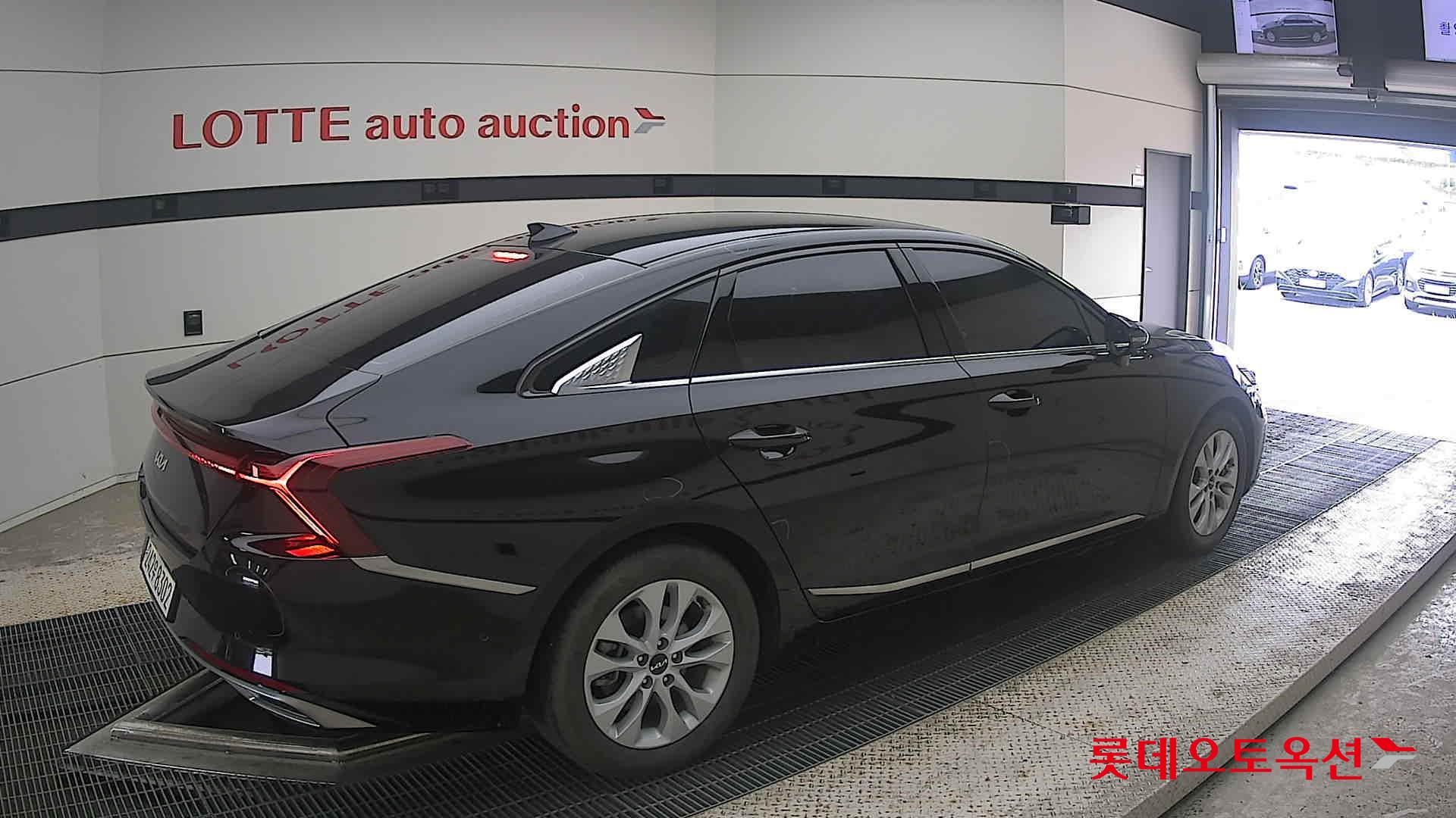 2023 - kia k8
