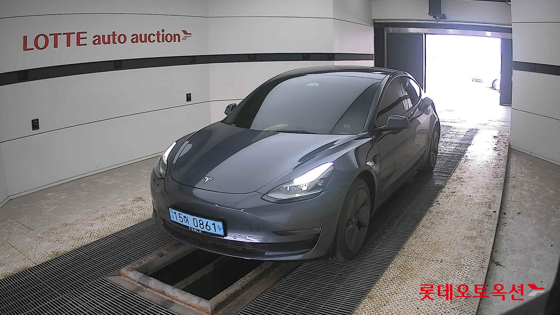 تسلا موديل 3 2022 - صورة 10