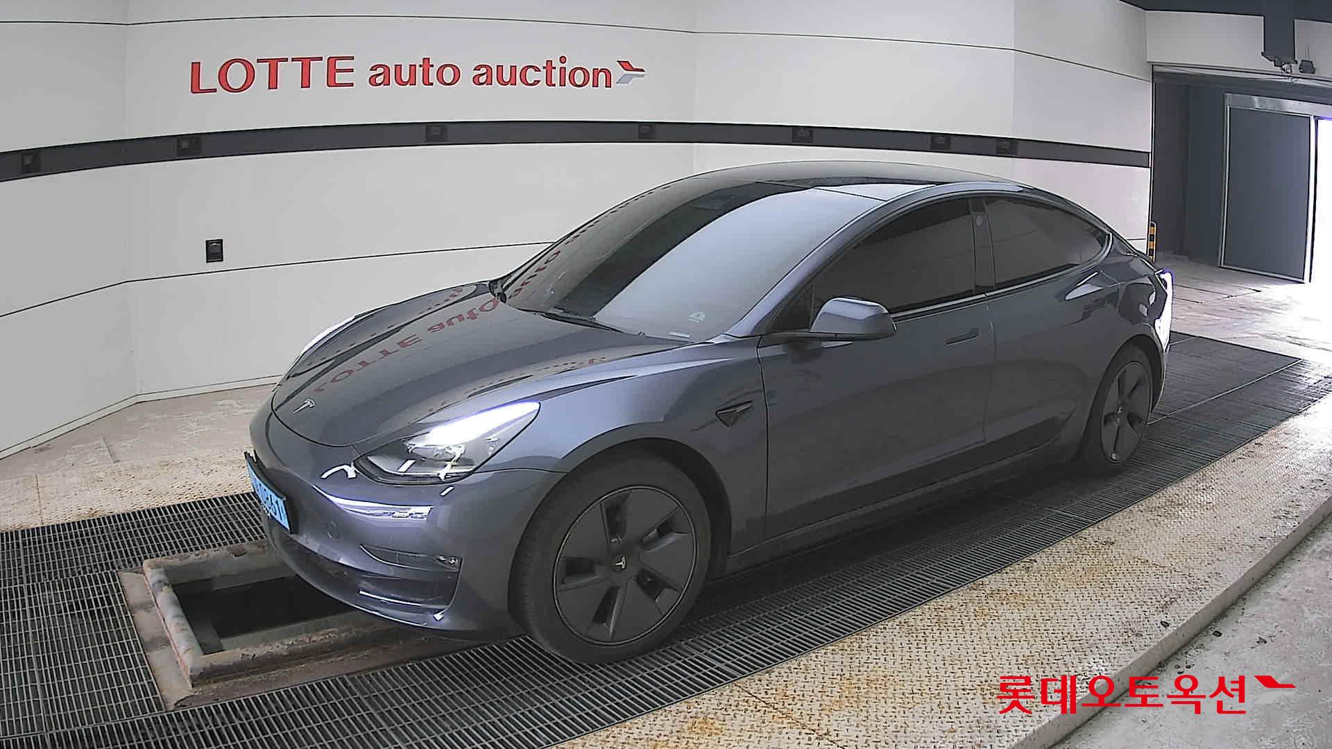 تسلا موديل 3 2022 - صورة 11