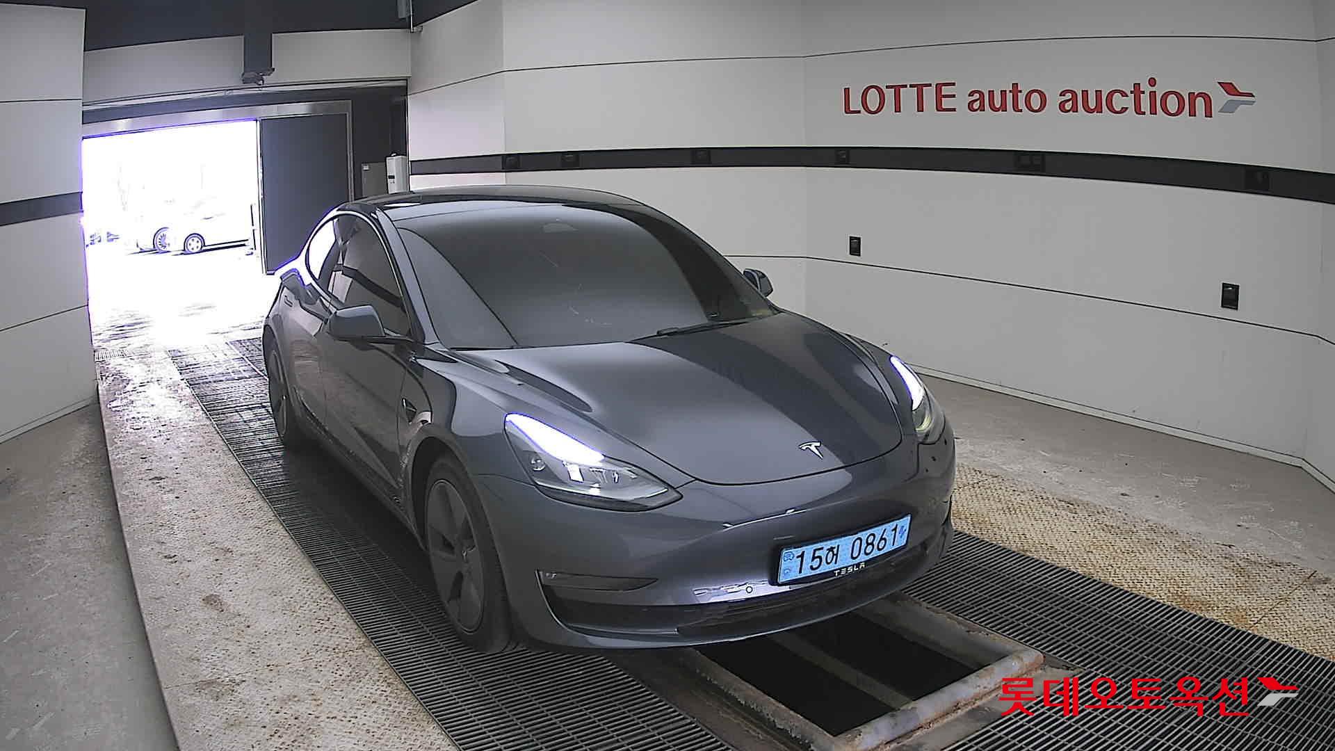 تسلا موديل 3 2022 - صورة 24