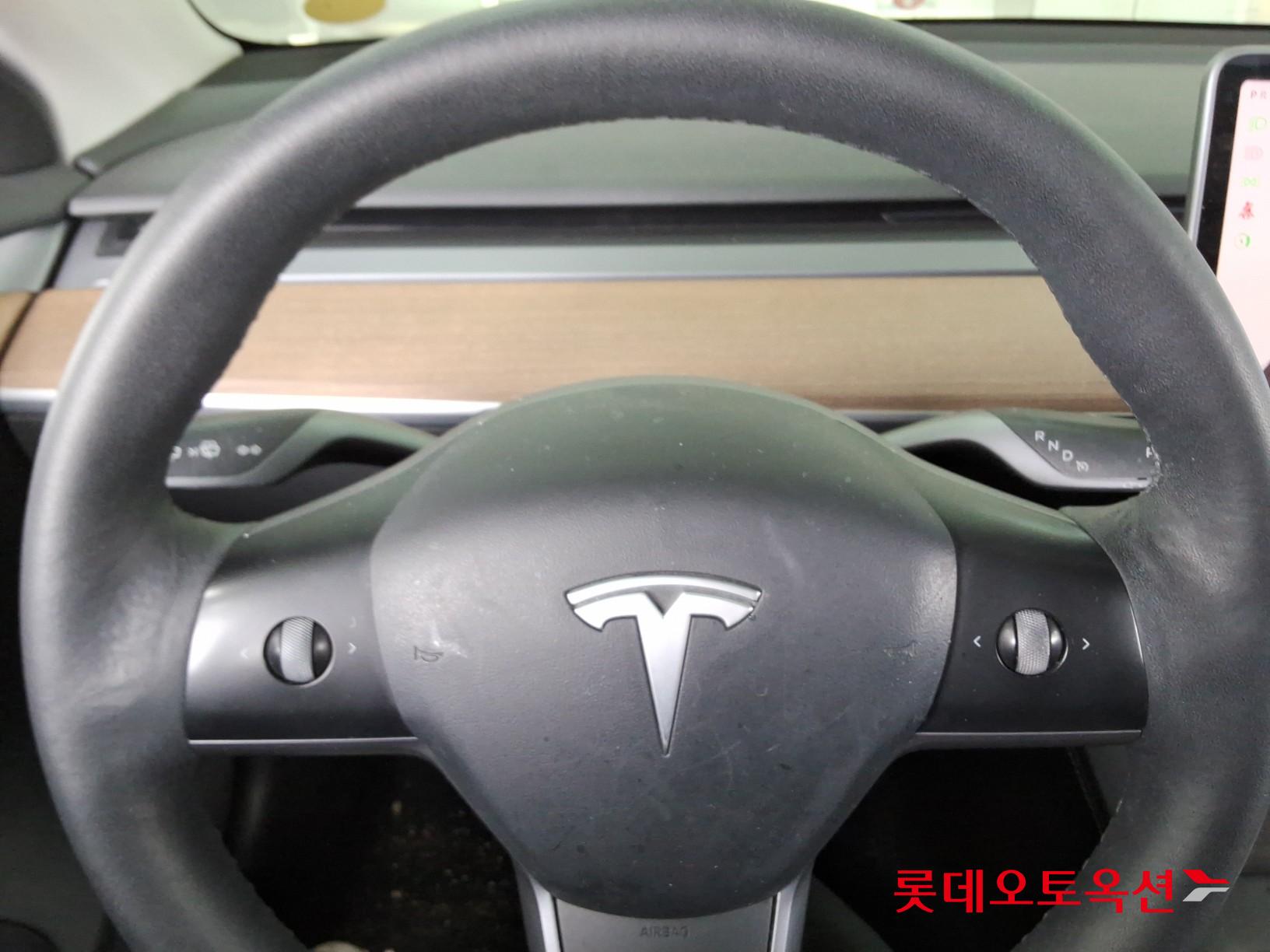 تسلا موديل 3 2022 - صورة 30