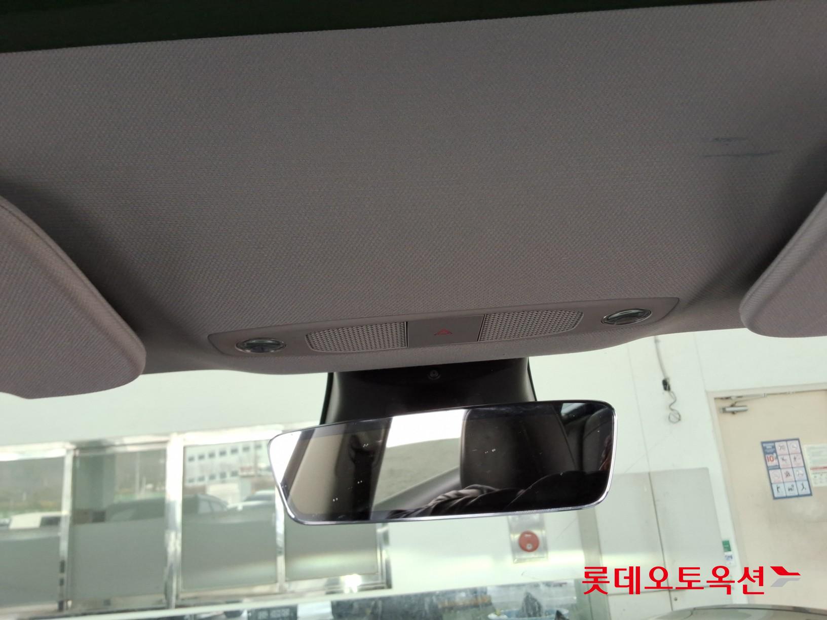 تسلا موديل 3 2022 - صورة 31