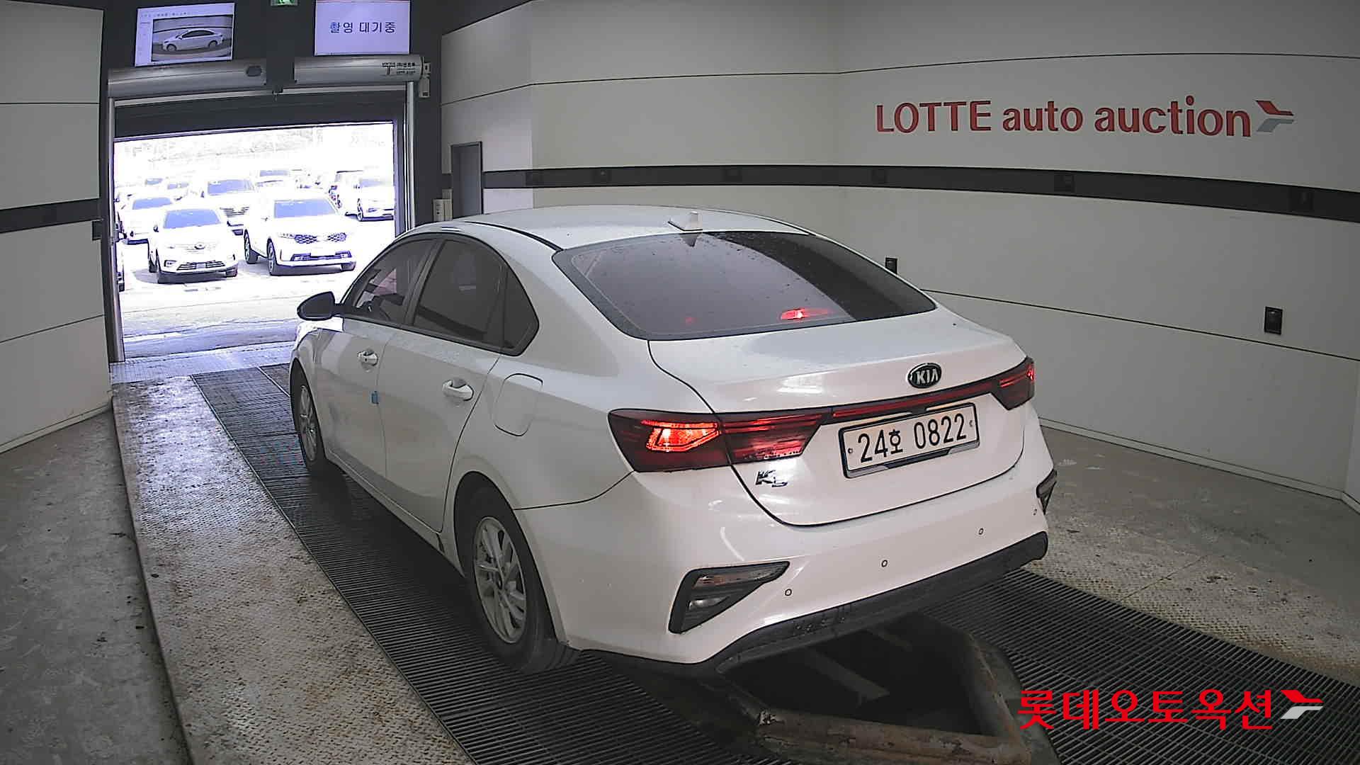 Kia K3 2019 - Image 16