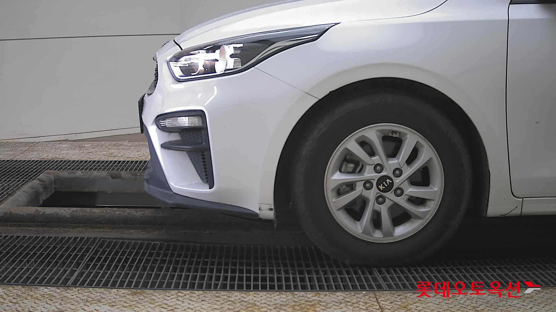 Kia K3 2019 - Image 25