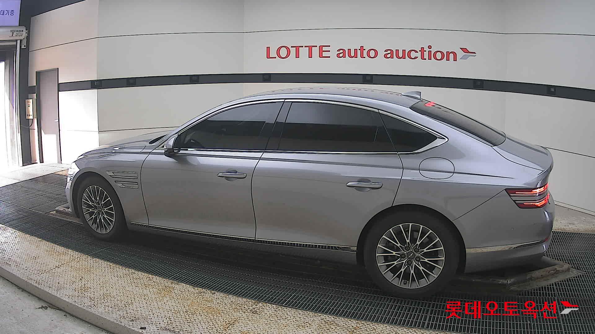 جينيسيس G80 2021 - صورة 14