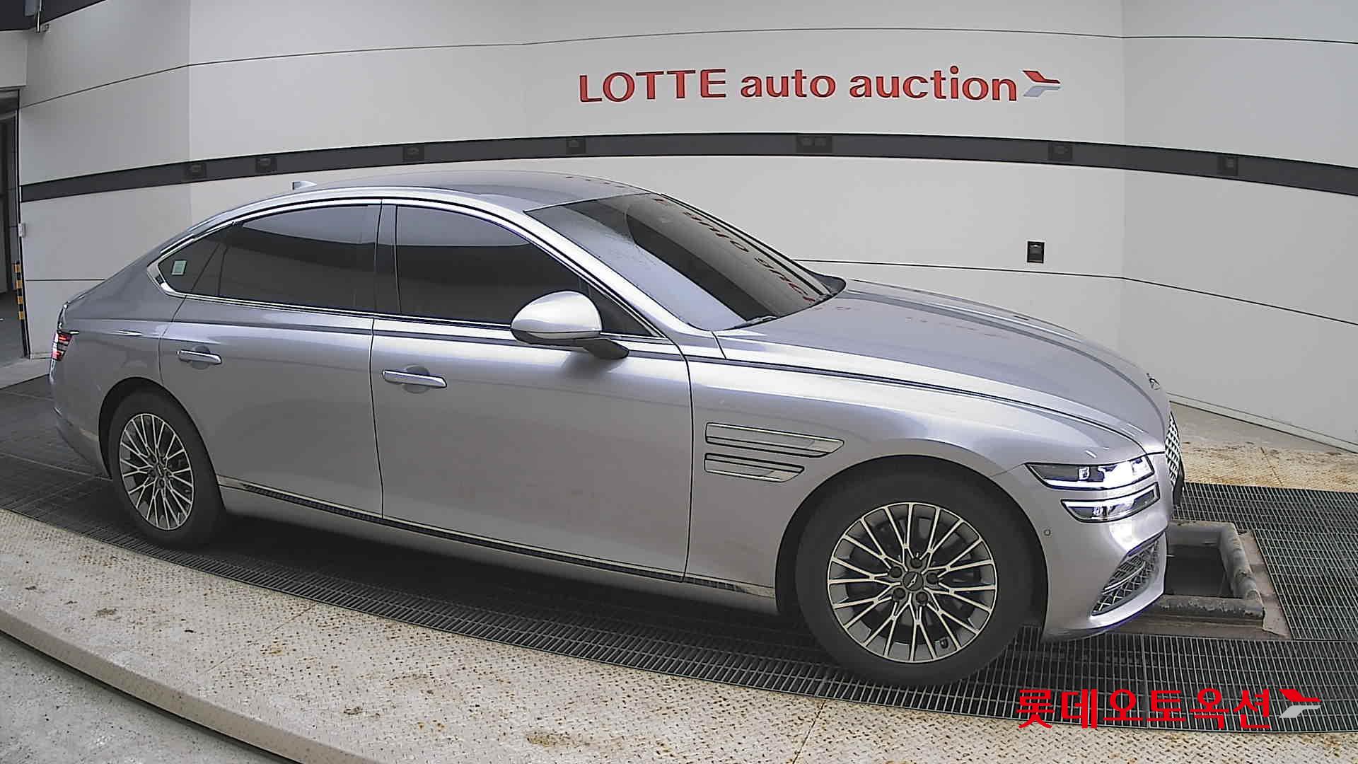 جينيسيس G80 2021 - صورة 22