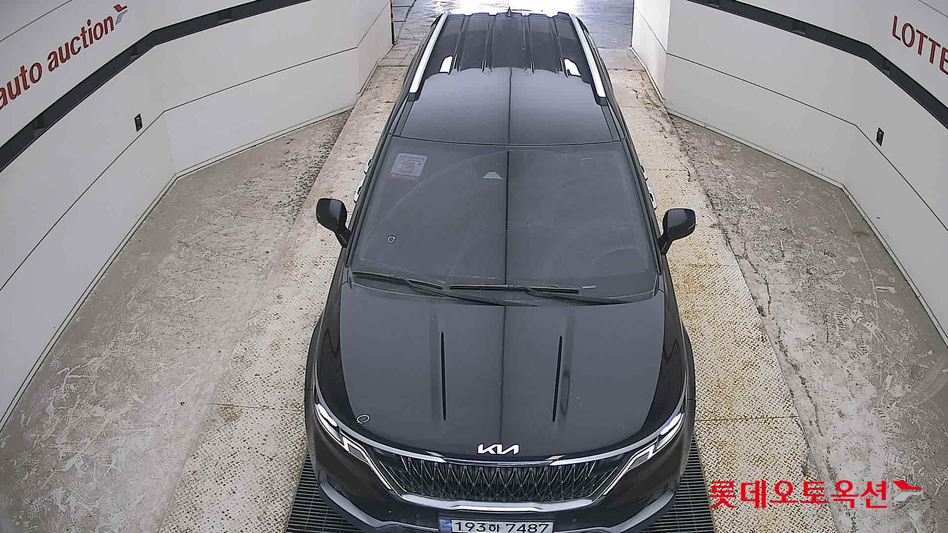 2022 - kia carnival