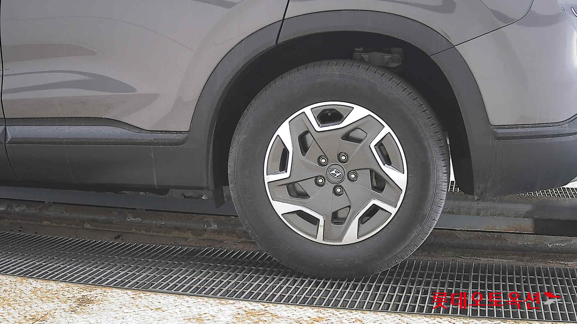 Hyundai Santa Fe 2022 - Image 26