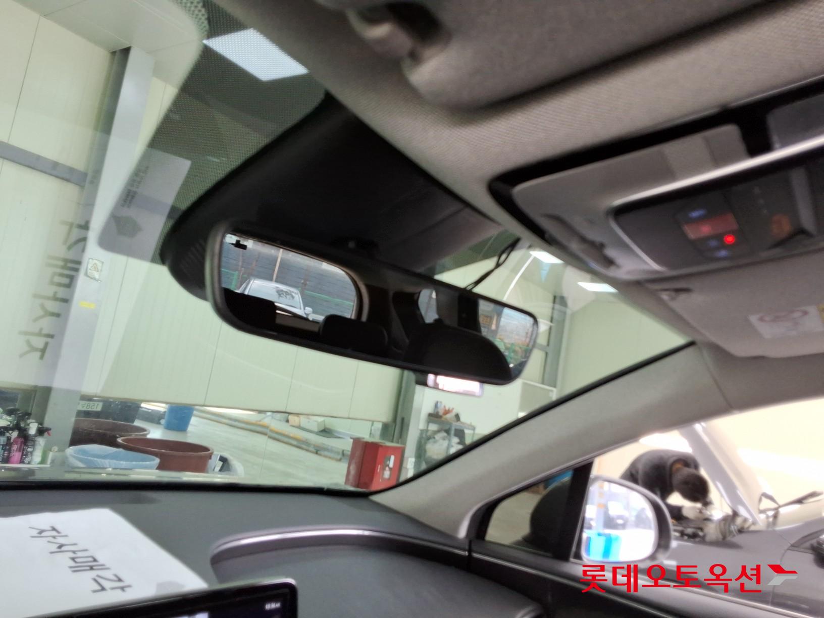 Hyundai Santa Fe 2022 - Image 33