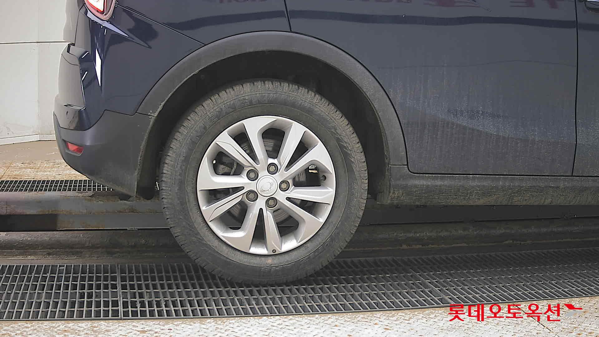 KG Mobility Tivoli 2020 - Image 28