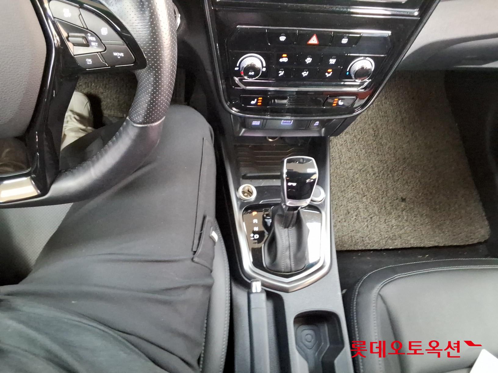 KG Mobility Tivoli 2020 - Image 33