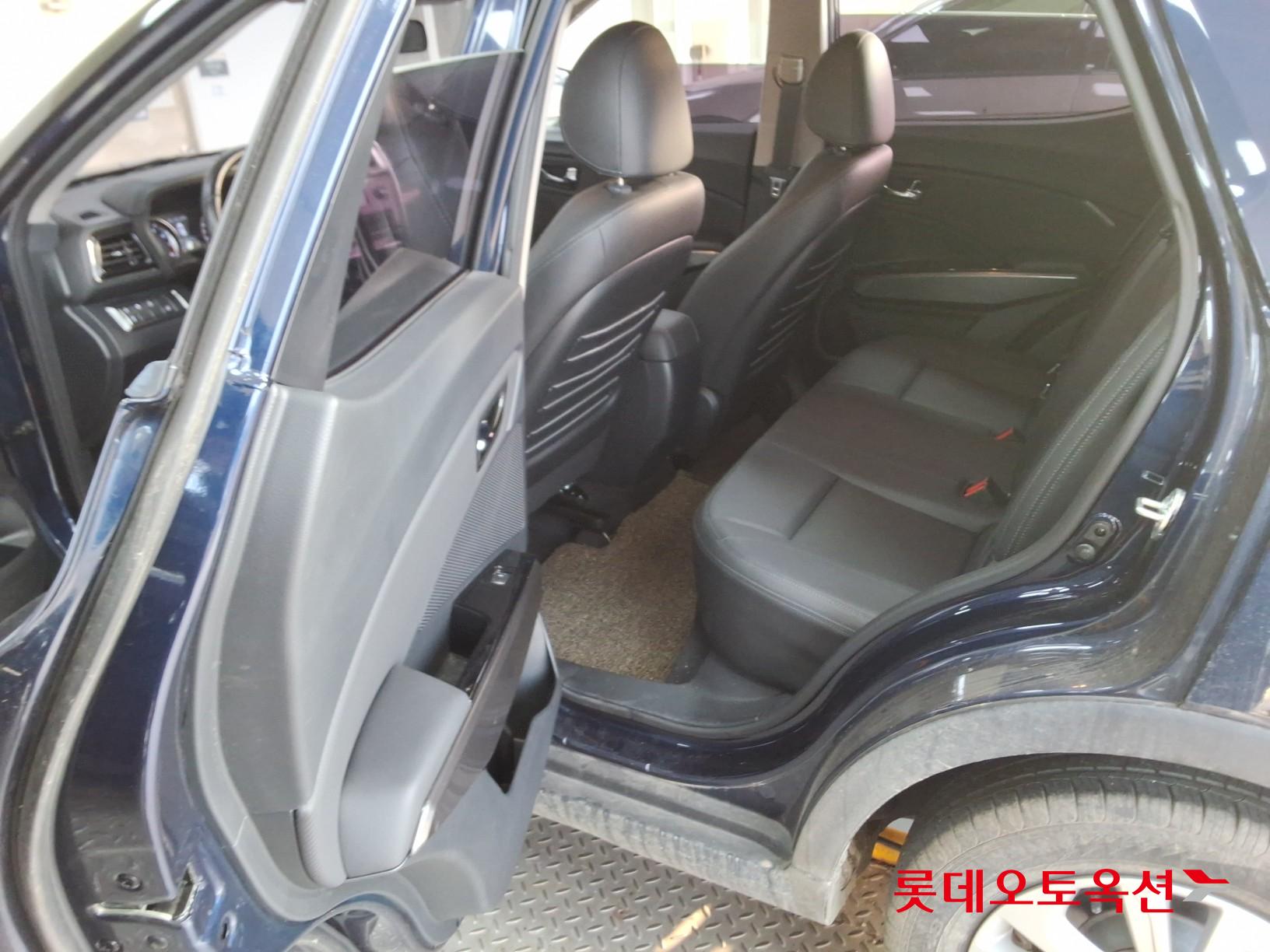 KG Mobility Tivoli 2020 - Image 37