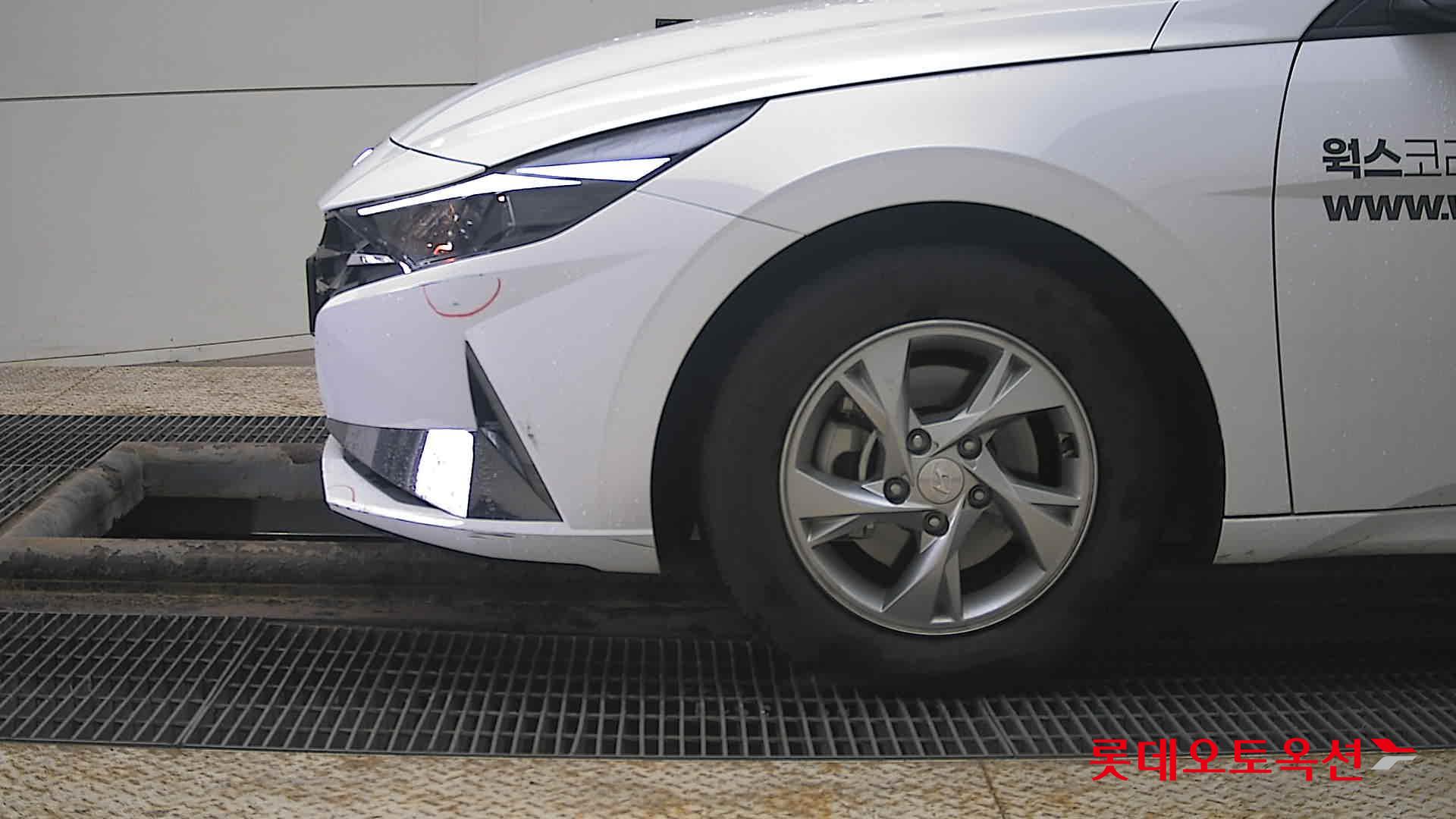 2023 - Hyundai AVANTE