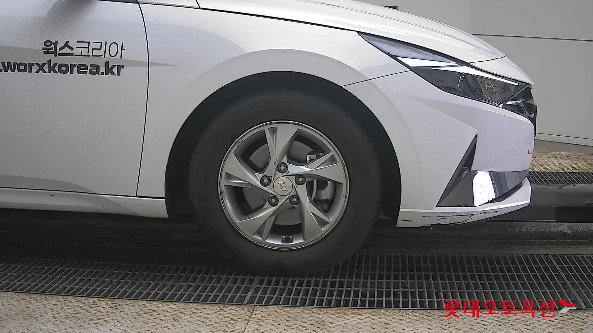 2023 - Hyundai AVANTE