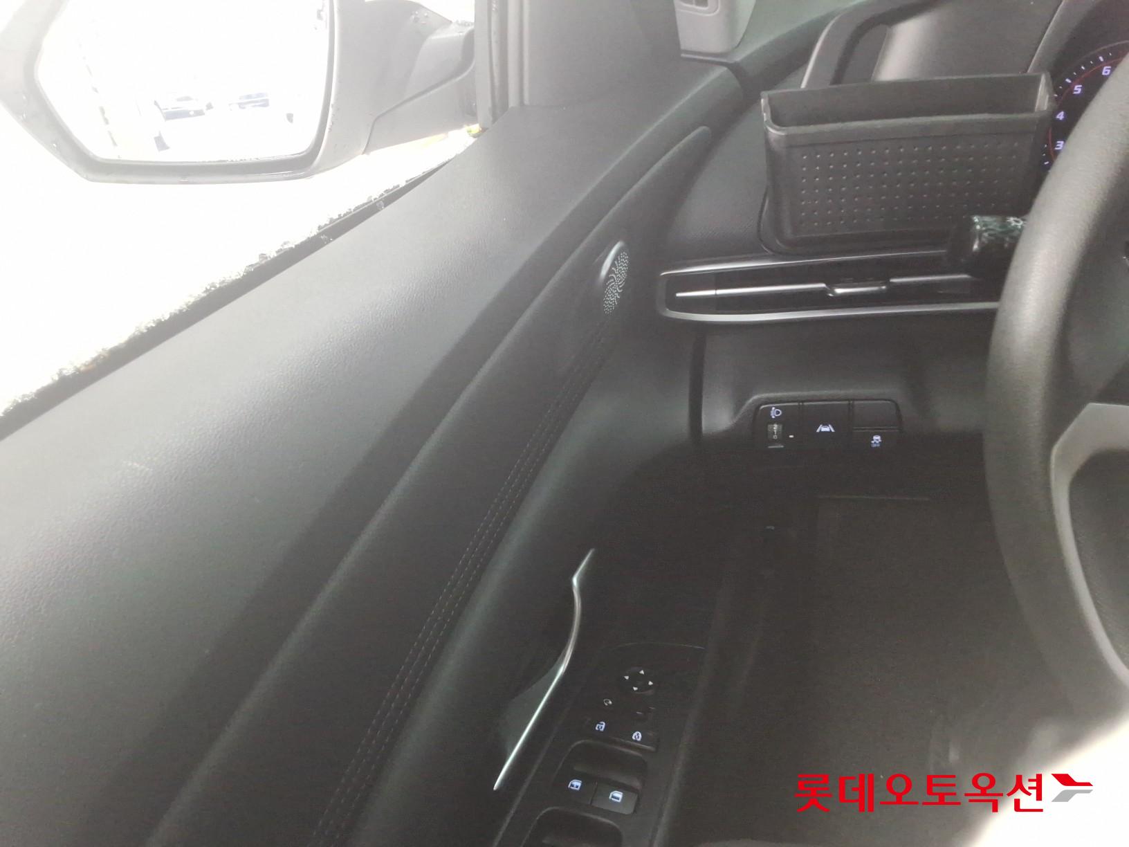 2023 - Hyundai AVANTE