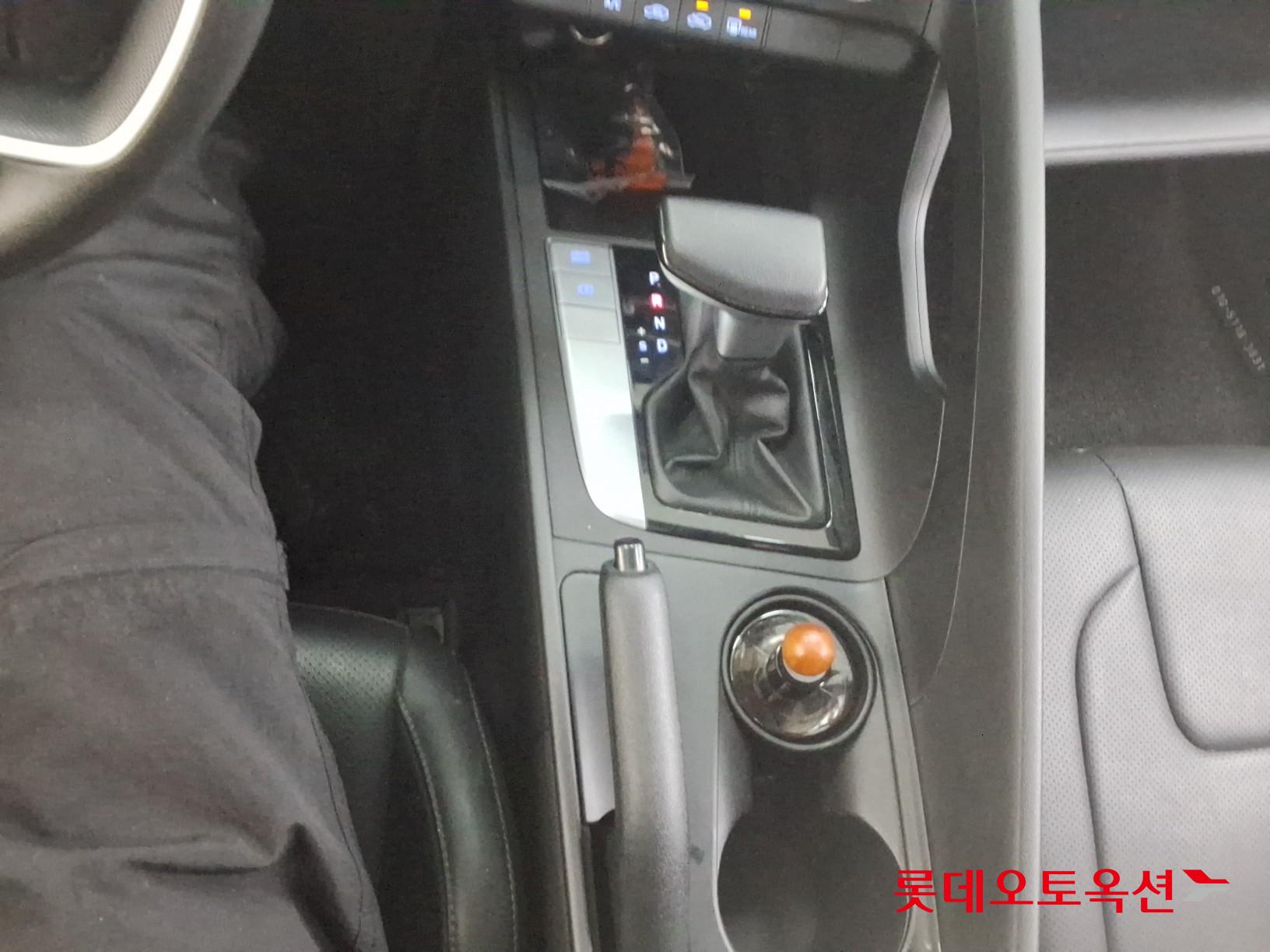 2023 - Hyundai AVANTE