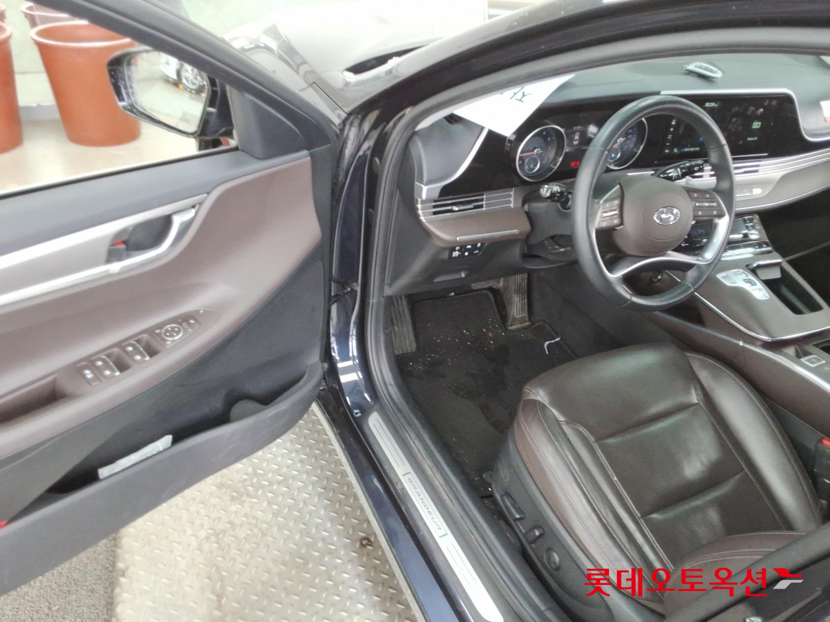 Hyundai Grandeur 2021 - Image 37