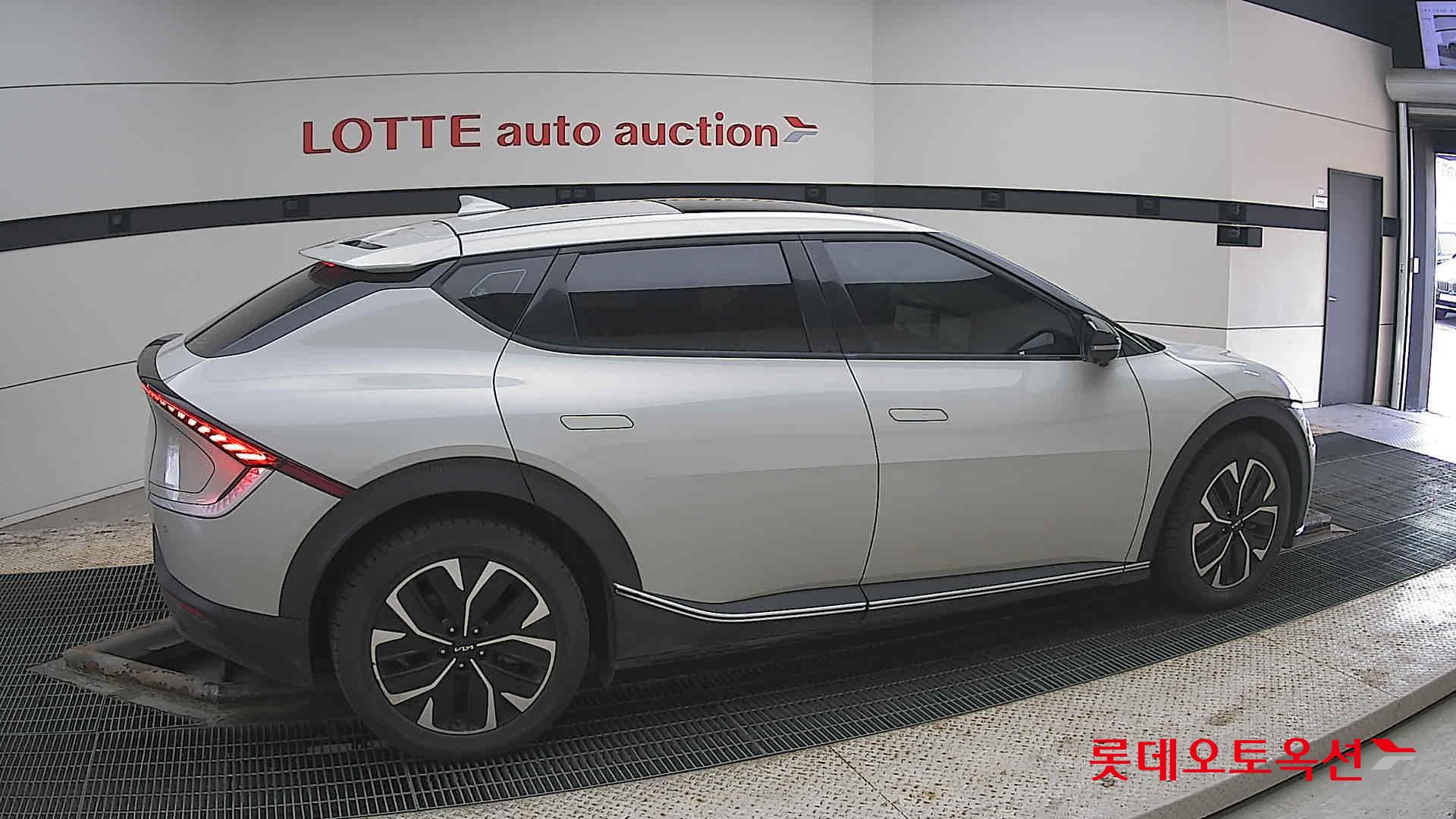 Kia EV6 2022 - Image 20