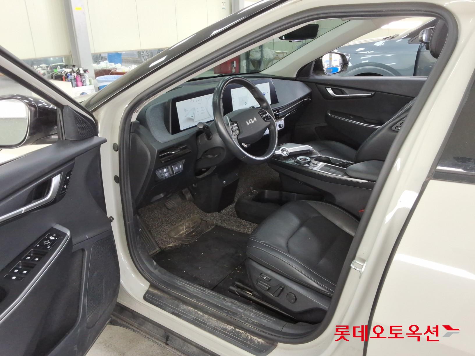 Kia EV6 2022 - Image 35