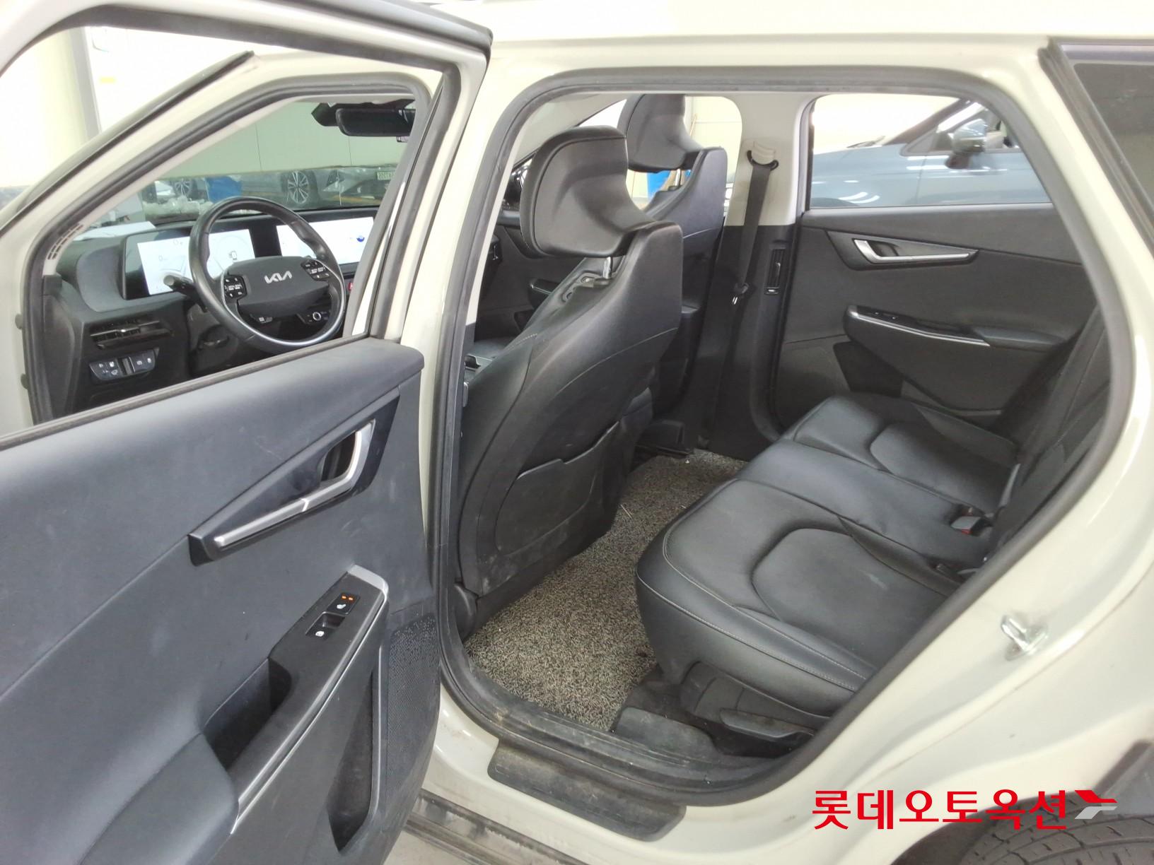 Kia EV6 2022 - Image 36