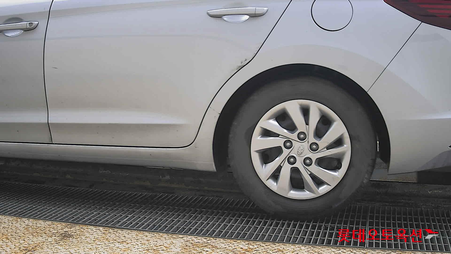 Hyundai Elantra 2020 - Image 26