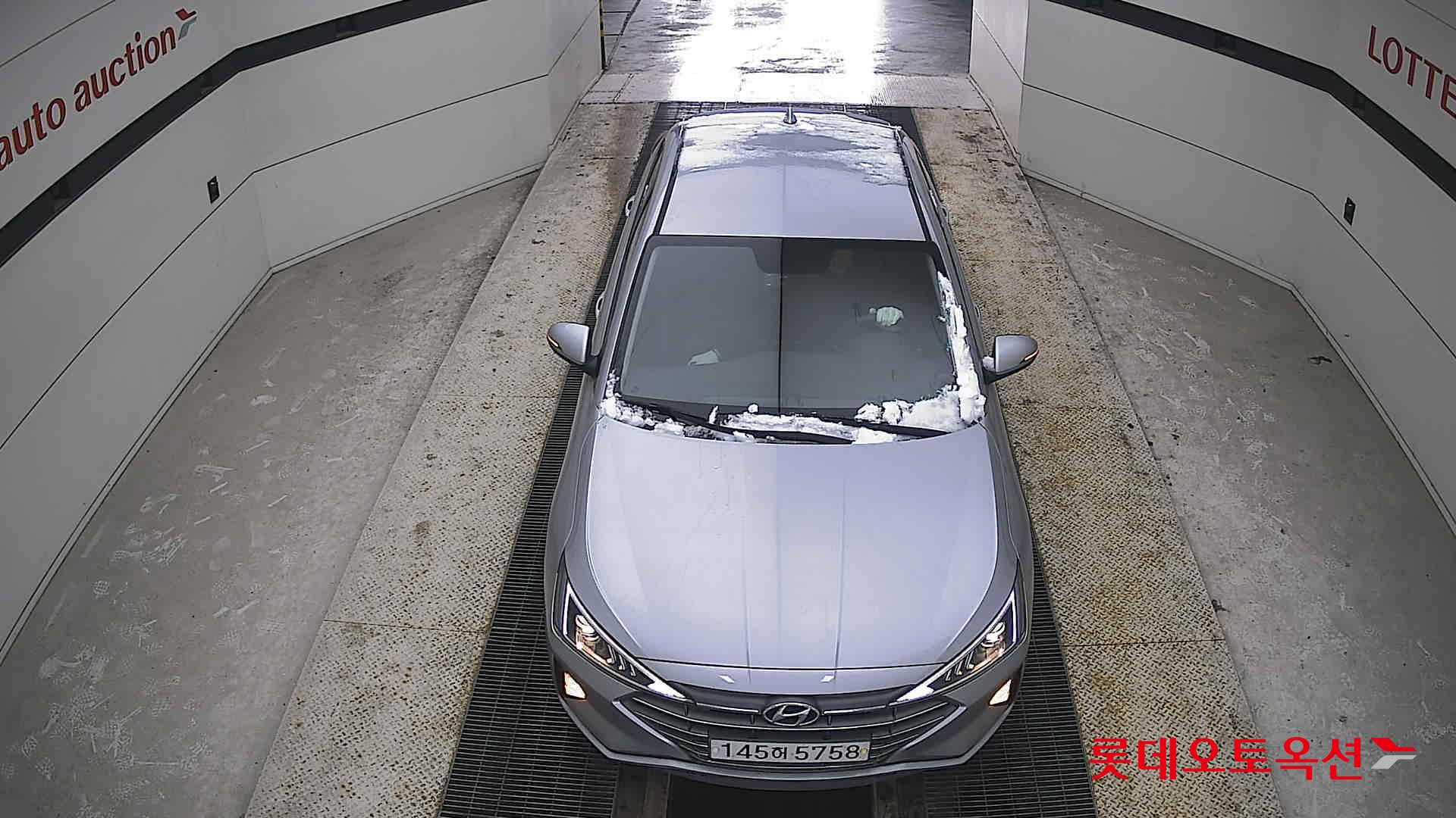 Hyundai Elantra 2020 - Image 7