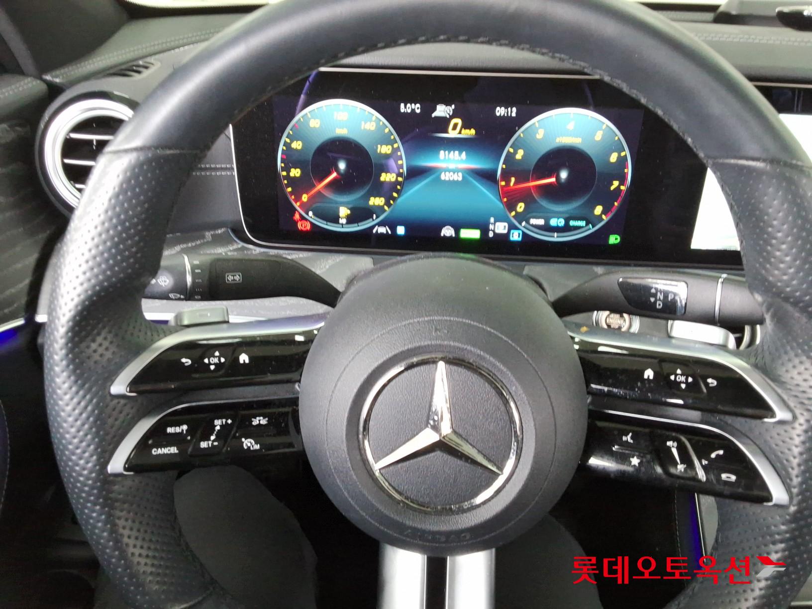 2022 - Mercedes-Benz E350