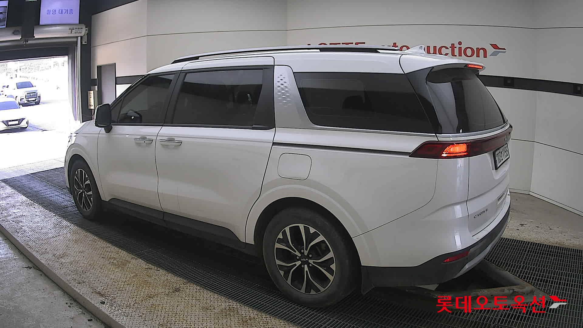 Kia Carnival 2023 - Image 15