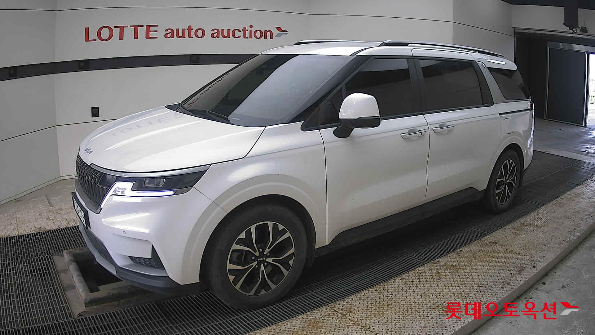 Kia Carnival 2023 - Image 11