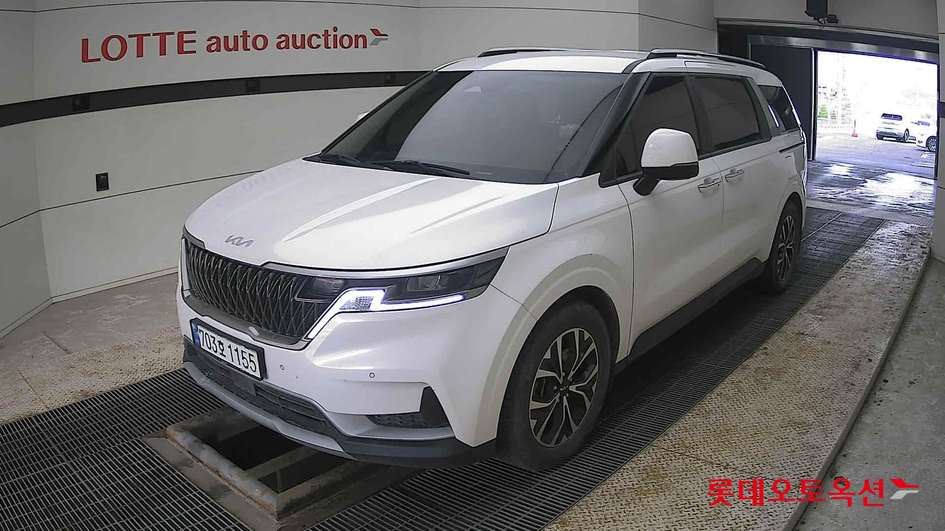 Kia Carnival 2023 - Image 3