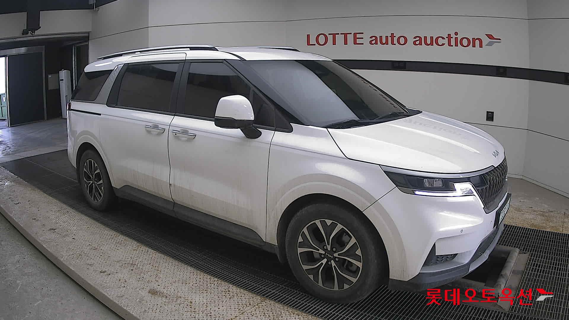 Kia Carnival 2023 - Image 23