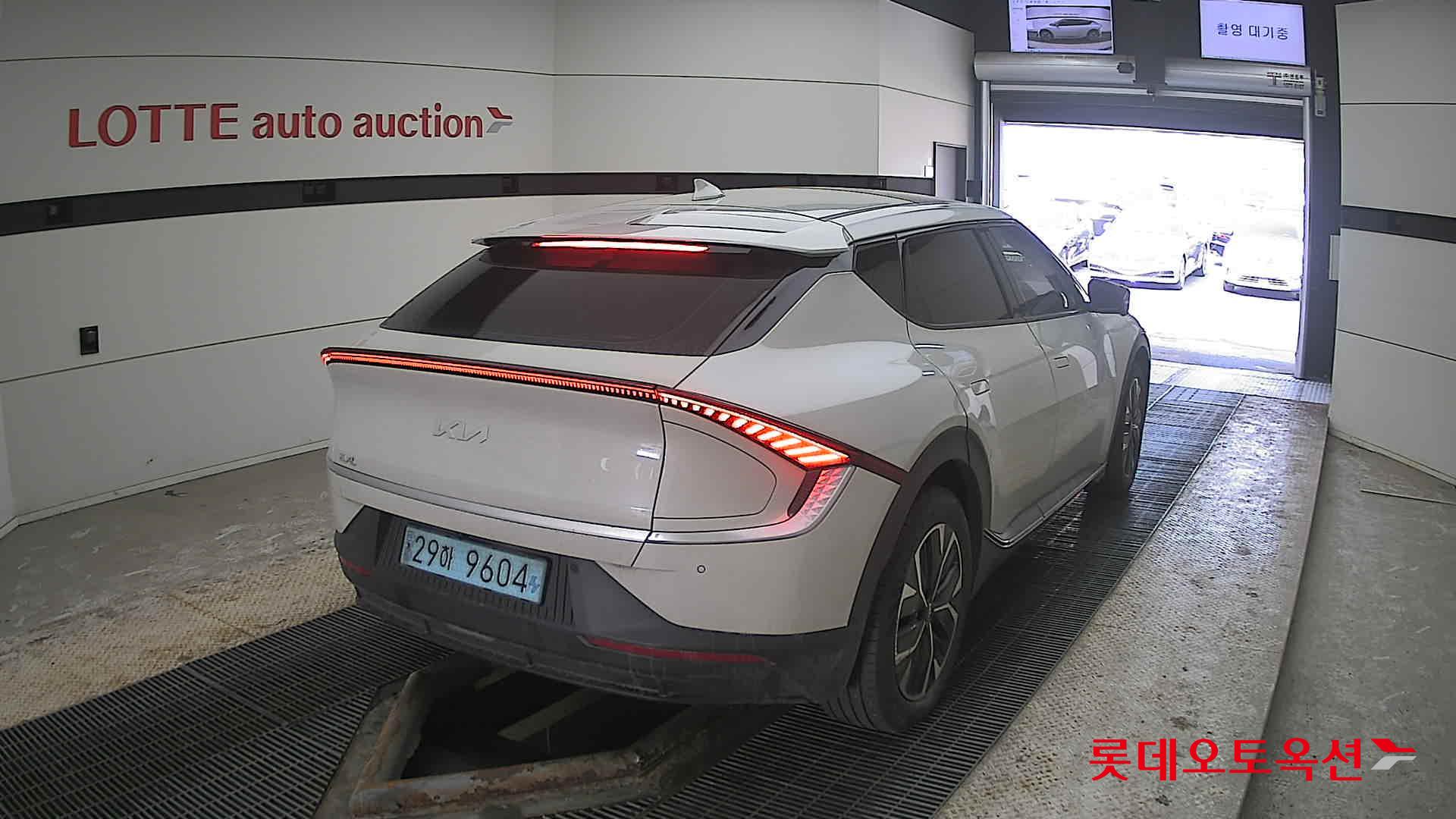 기아자동차 EV6 2022 - 이미지 18