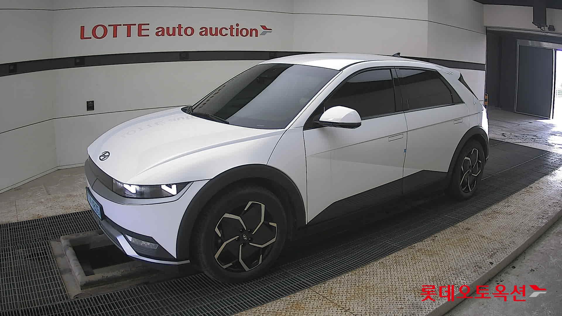 هيونداي أيونيك 5 2022 - صورة 11