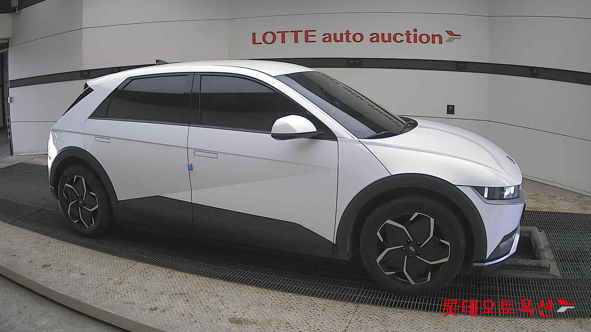 هيونداي أيونيك 5 2022 - صورة 22