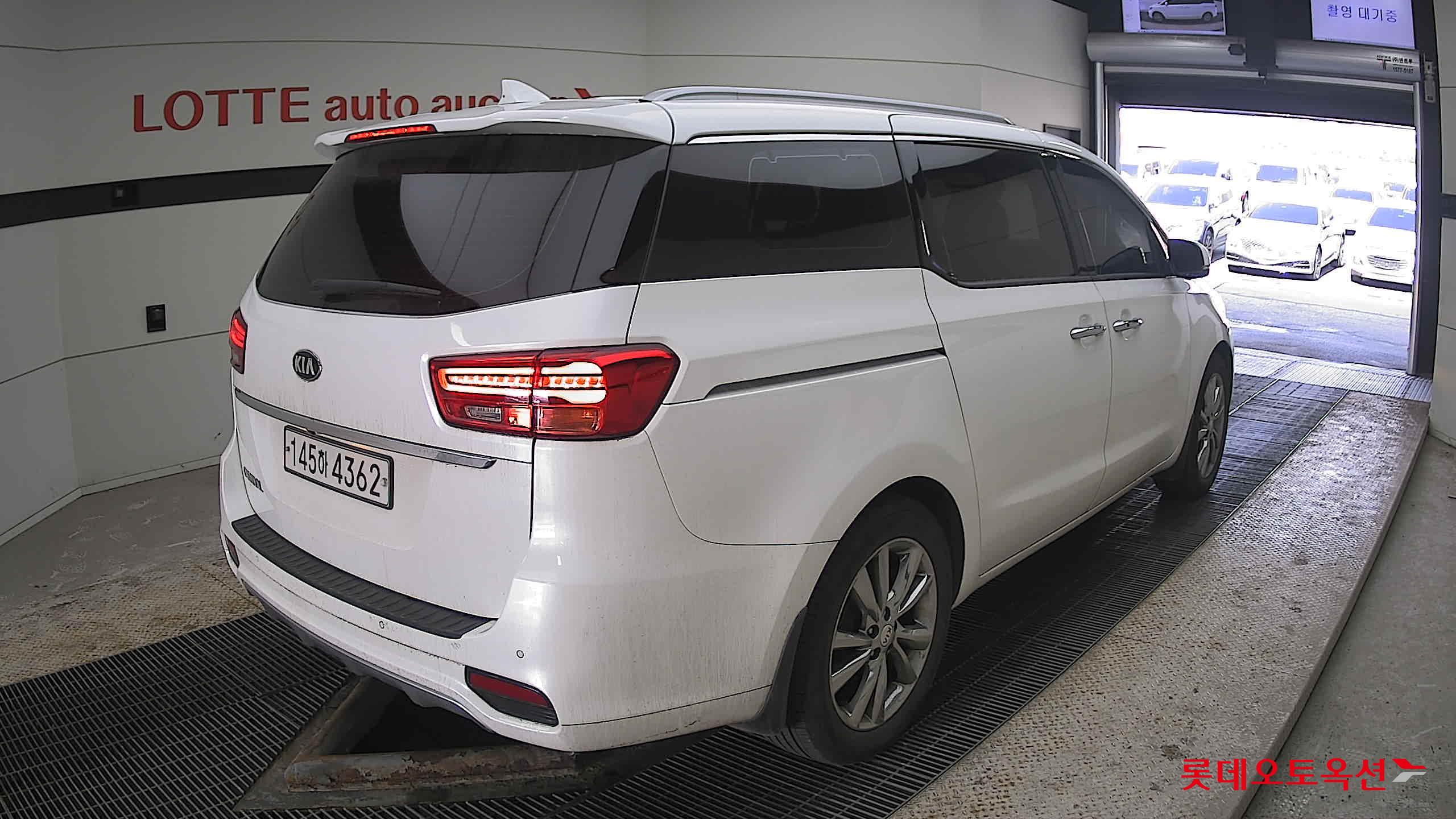 Kia New Carnival 2020 - Image 5