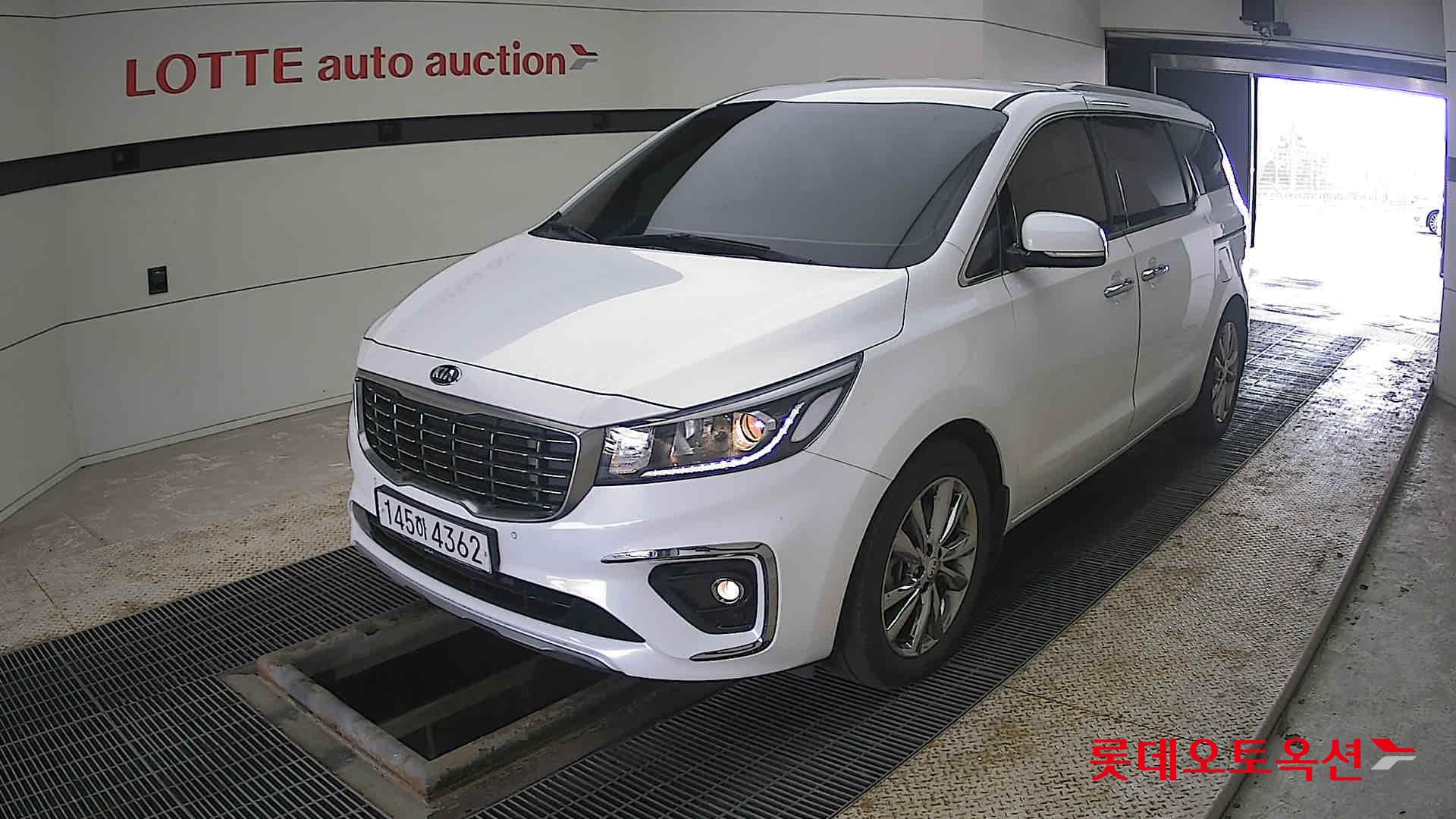 Kia New Carnival 2020 - Image 3