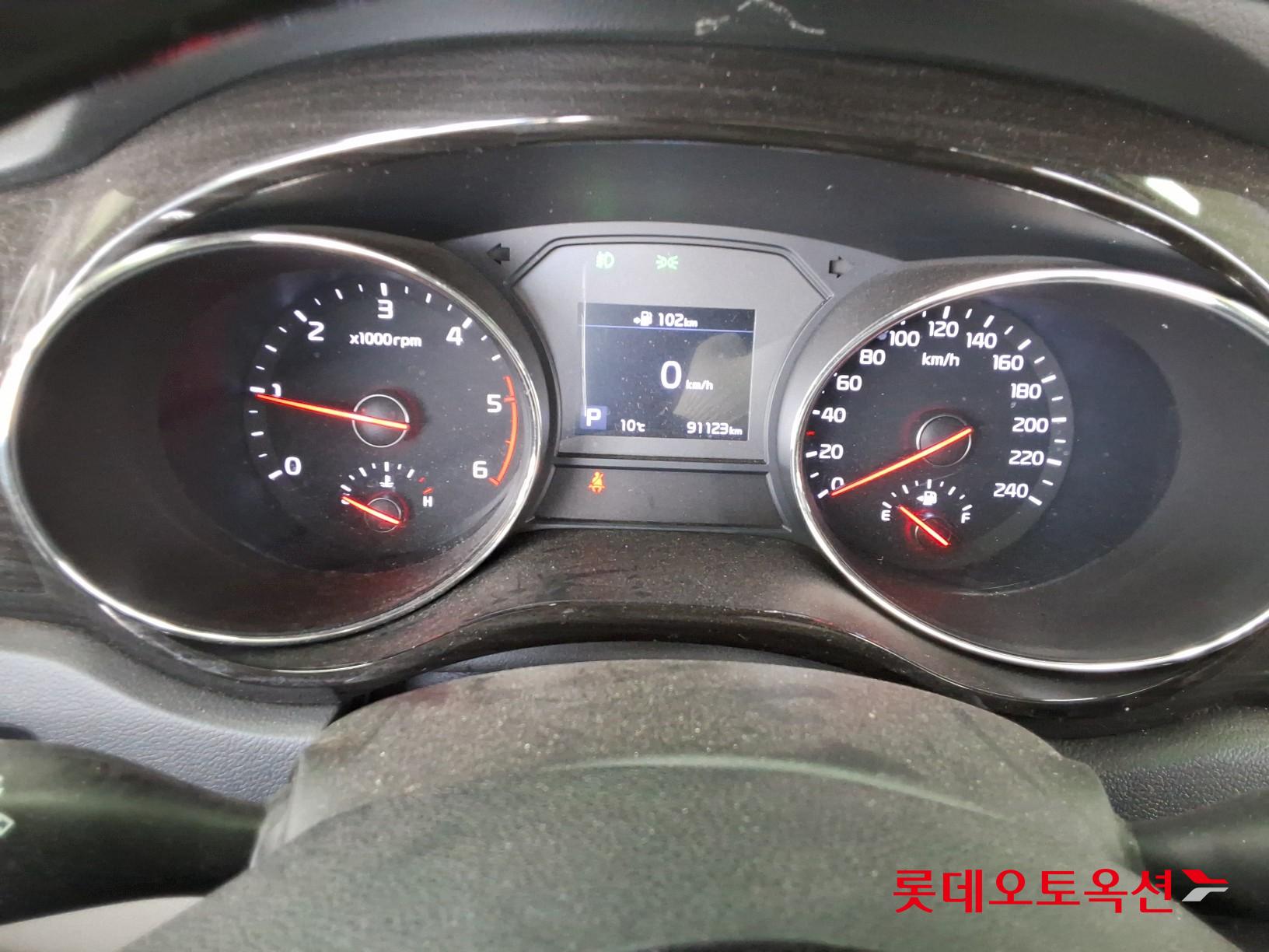 Kia New Carnival 2020 - Image 31