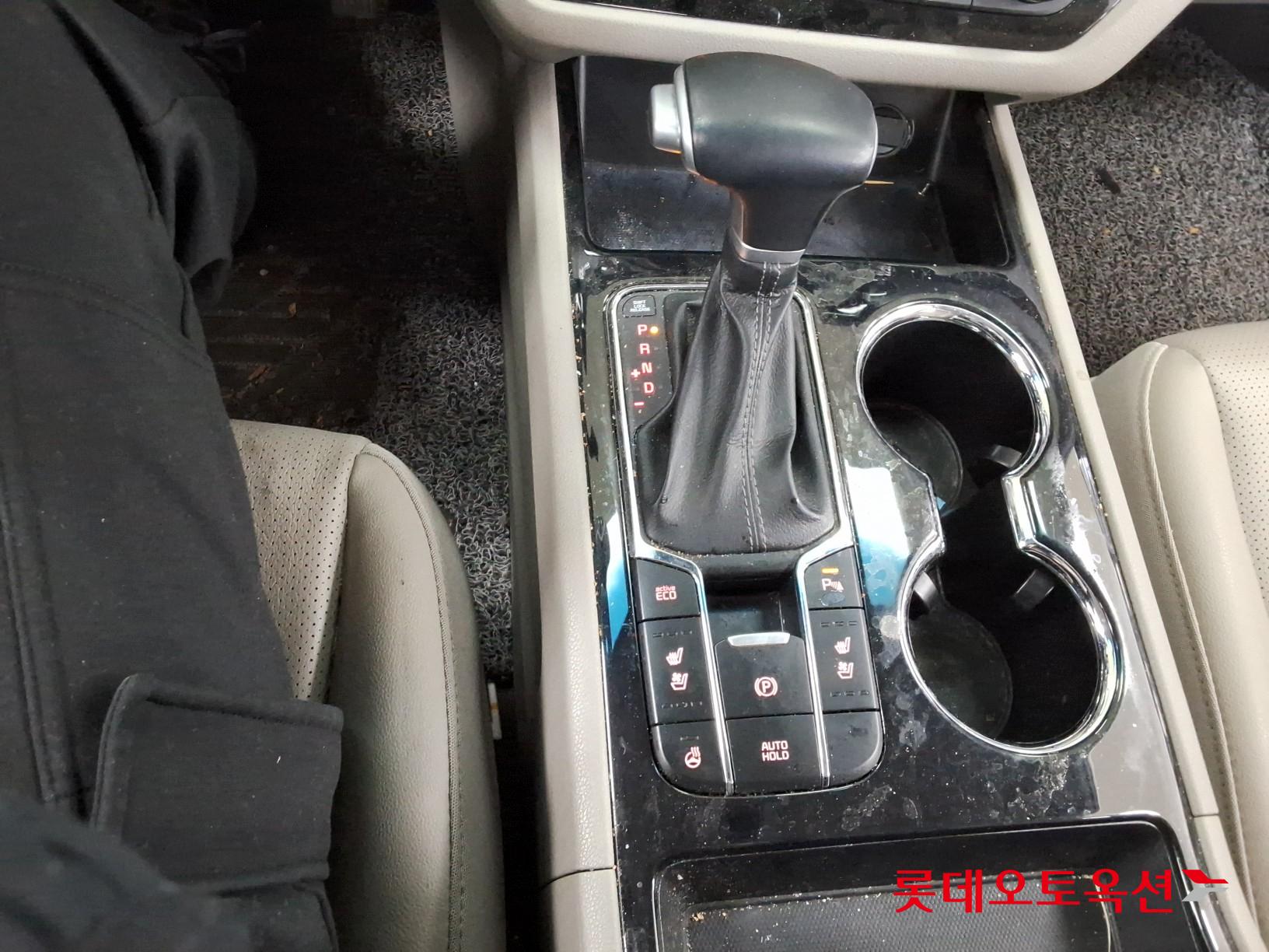 Kia New Carnival 2020 - Image 34