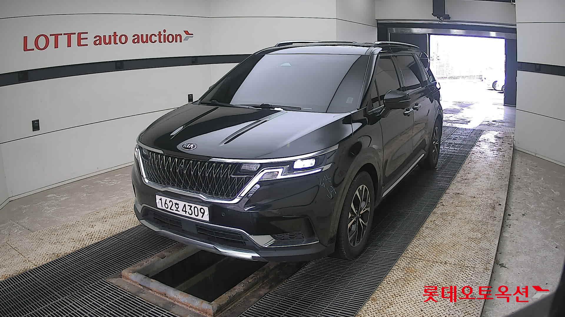 Kia Carnival 2021 - Image 10