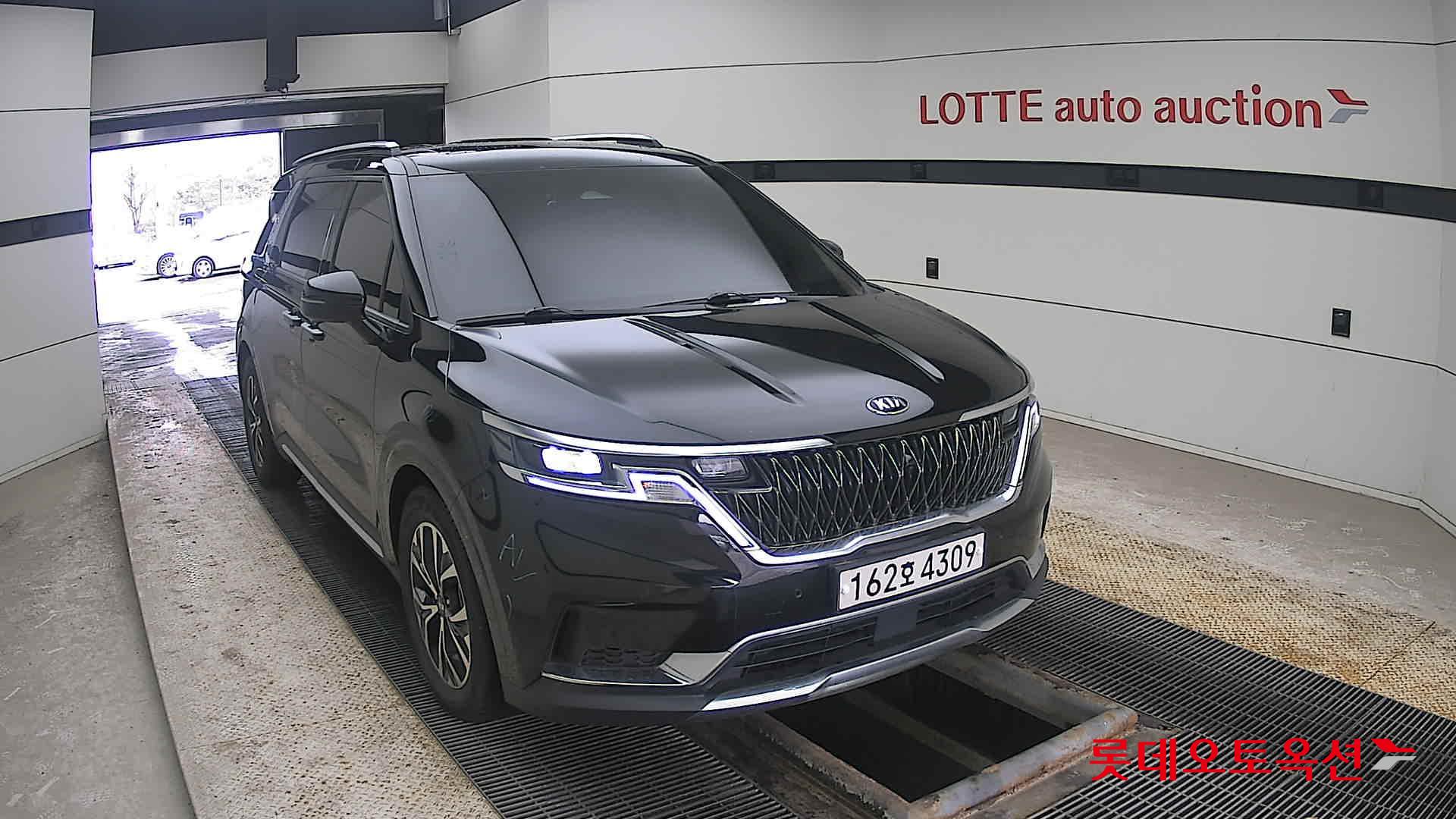 Kia Carnival 2021 - Image 24