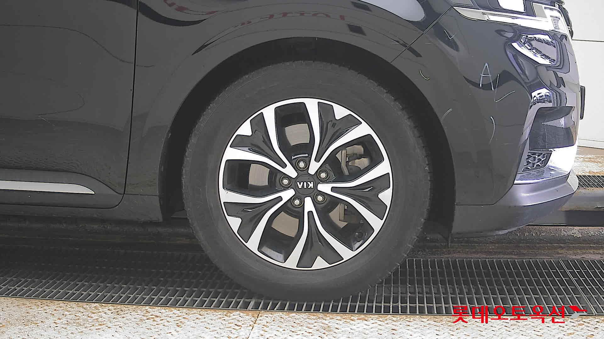 Kia Carnival 2021 - Image 27