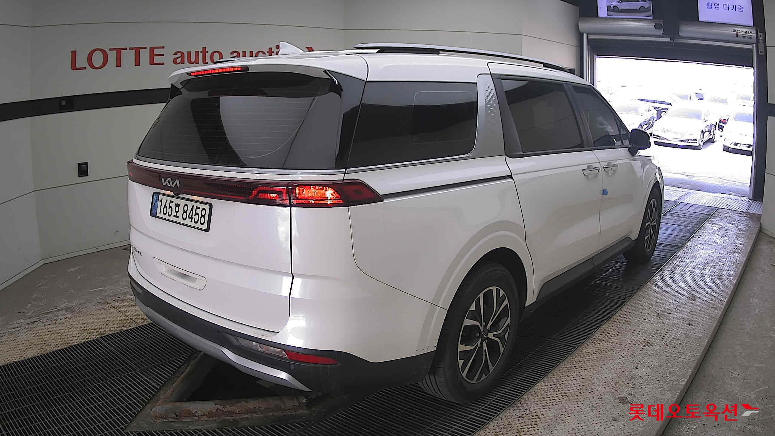 Kia Carnival 2022 - Image 5